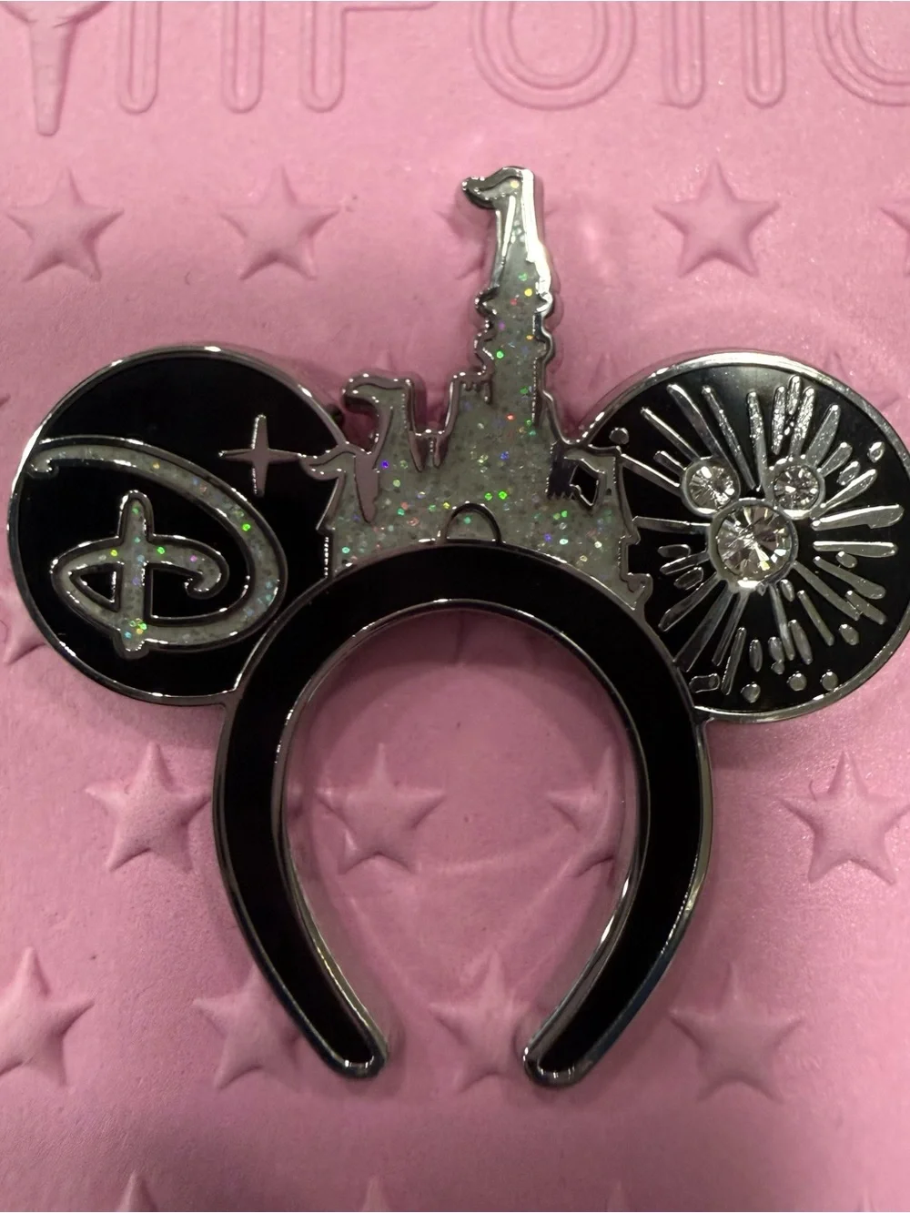 WDW - 2025 Wave A- Cinderella Castle Super Chaser Hidden Mickey Pin - Picture 2 of 7